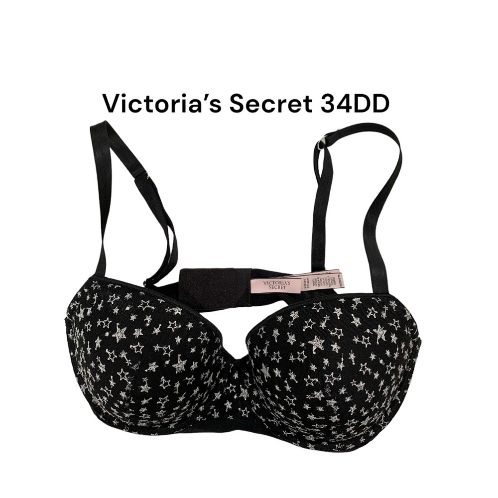 Victoria’s Secret underwire bra with star details.